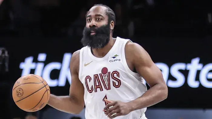 杜兰特生涯总得分超越乔丹跻身历史前五 哈登距